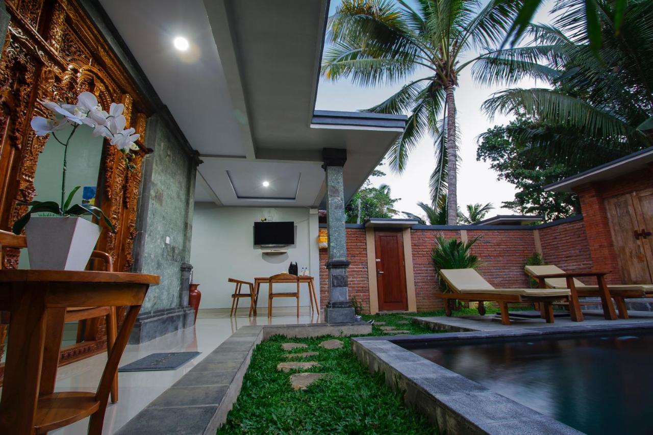 Ubud Suarga Private Pool Villa Exterior photo