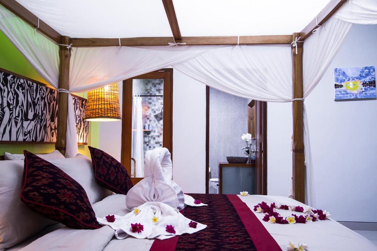 Ubud Suarga Private Pool Villa Exterior photo