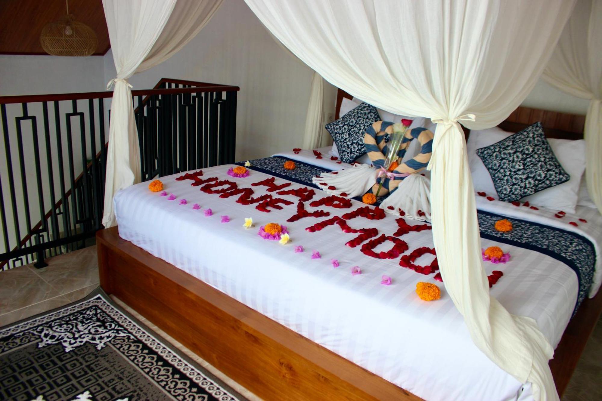 Ubud Suarga Private Pool Villa Exterior photo